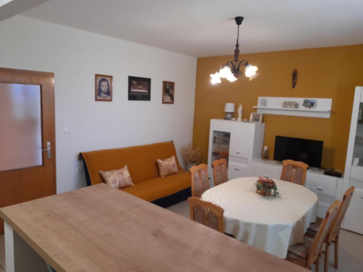 Апартаменти Apartman Lipa Сень Екстер'єр фото